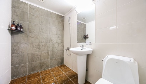 Room (Ondol (non-smoking room))