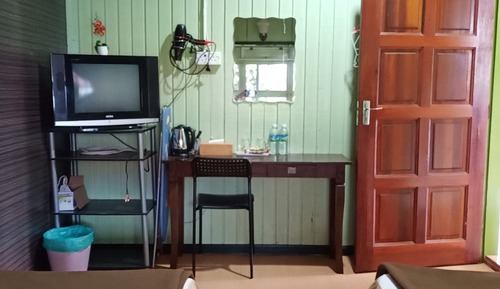 Twin Room, Shared Bathroom