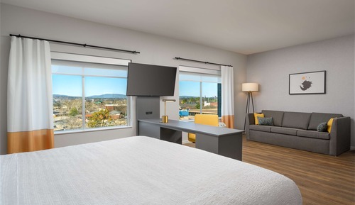 Classic Studio Suite, 1 King Bed