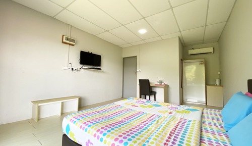 Room, Private Bathroom