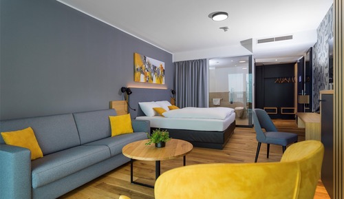 Family Room, 2 Twin Beds, Accessible, Balcony (with Sofabed)