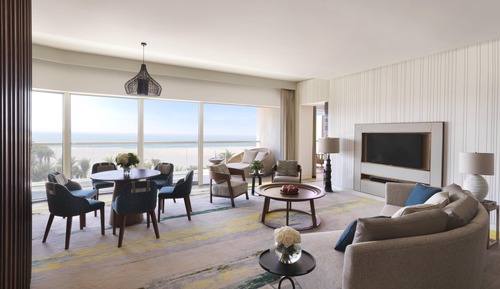 Club Suite, 1 Bedroom, Accessible Bathtub, Sea View (Accessible Bathtub)