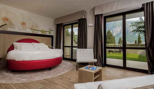 Junior Suite, Hot Tub