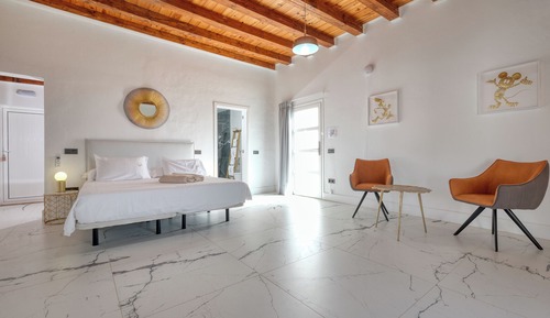 Deluxe Suite with Sea View
