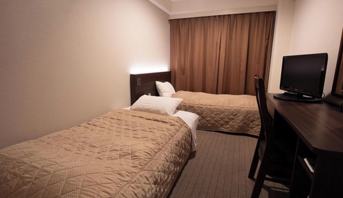 Economy Twin Room, Smoking