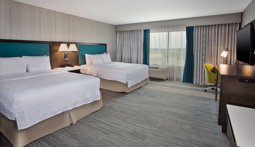 Room, 2 Queen Beds, Accessible, Bathtub (Mobility & Hearing)