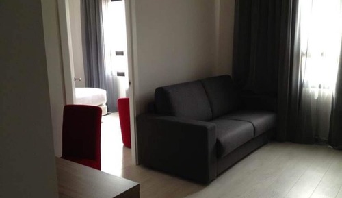 Room (with living Room)
