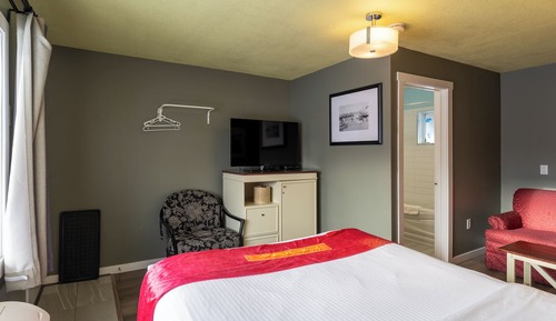 Standard Room, 1 Queen Bed, Non Smoking