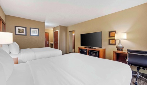 Standard Room, 2 Queen Beds, Non Smoking