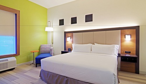 Suite, 1 King Bed with Sofa bed (Extra Floor Space)