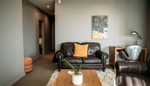 King Henry Suite