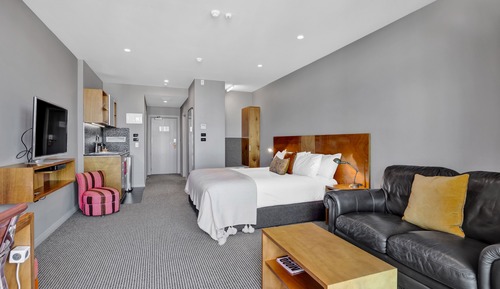 Premium Suite