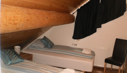 Economy Twin Room