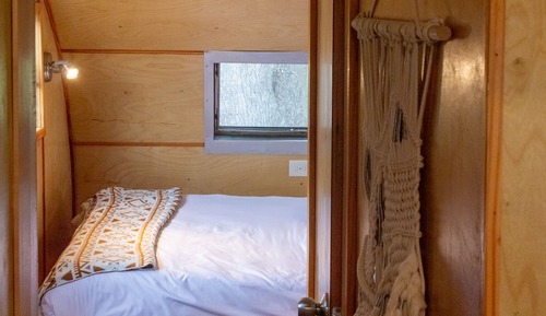 Classic Mobile Home, 1 Double Bed, Kitchen, River View