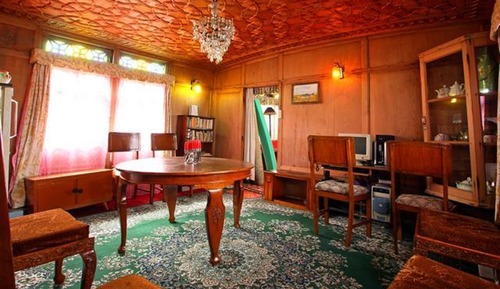 Luxury Room