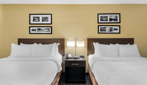 Room, 2 Queen Beds, Non Smoking