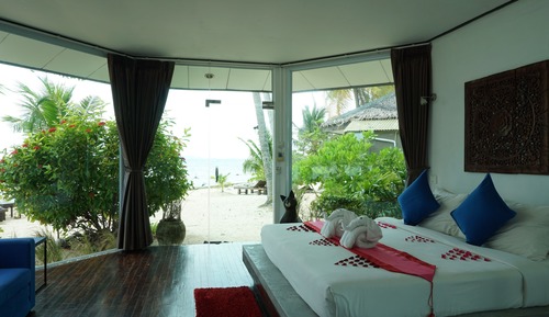Deluxe Villa, 1 Double Bed, Beachfront