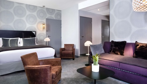 Junior Suite, 1 Queen Bed (Twin bed on request)