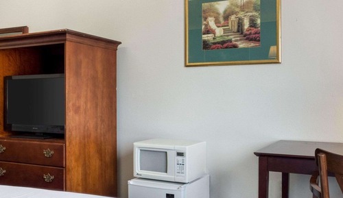Standard Room, 2 Double Beds, Non Smoking