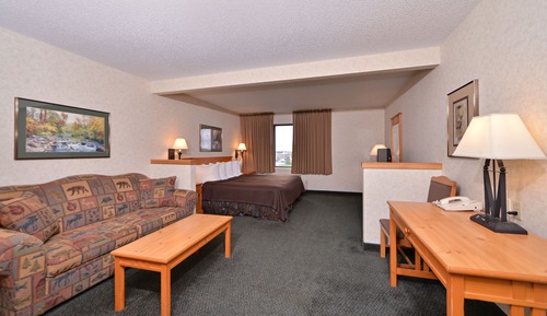 Suite, 1 King Bed with Sofa bed, Jetted Tub (King Suites Main Floor - Jetted Tub)