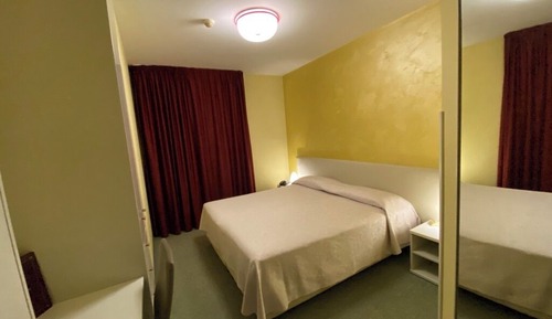 Double Room Single Use