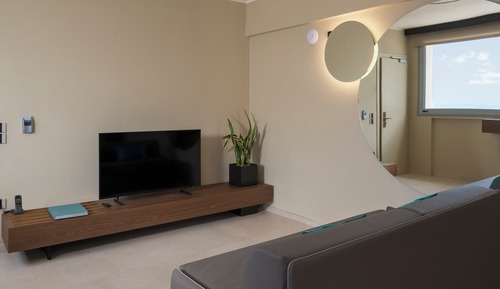 Family Room, Sea View