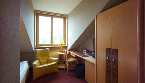 Basic Single Room, 1 Twin Bed