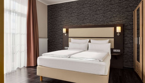Comfort Room (Plus)