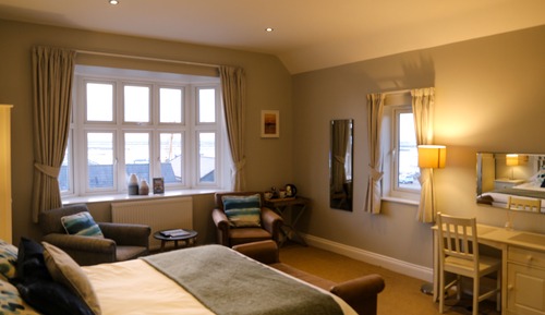 Room, 1 King Bed, Ensuite, Sea View