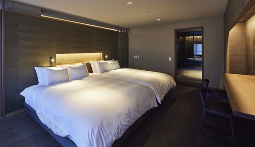 Luxury suite mountain-view