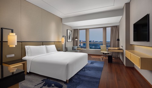 Grand Premier Room