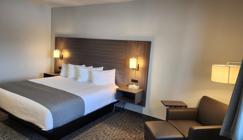 Deluxe Studio Suite