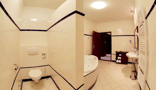 Exclusive Suite