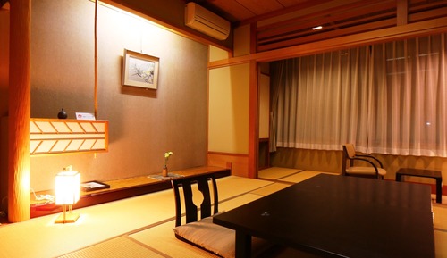 Room Selected at Check In, Japanese Style Room (Futon will be arranged if more than 4 person) 