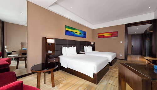 Deluxe Double Room, Non Smoking (King Beds)