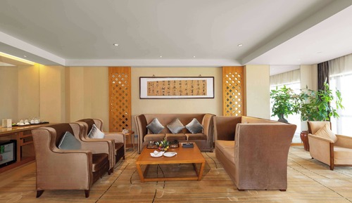 Suite, 1 King Bed (Kuangyuan)