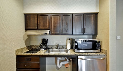 Suite, 1 King Bed, Accessible, Bathtub (Mobility & Hearing)