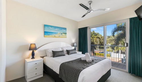 Standard Apartment, 2 Bedrooms (2 Queen Beds)