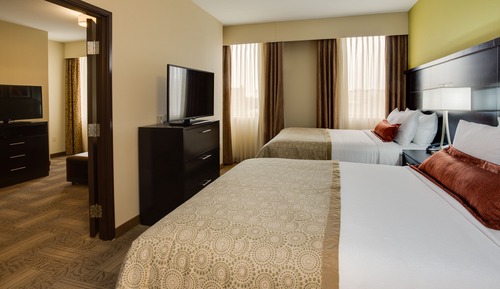 Suite, 2 Bedrooms, Kitchen