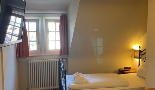 Basic Single Room, Private Bathroom