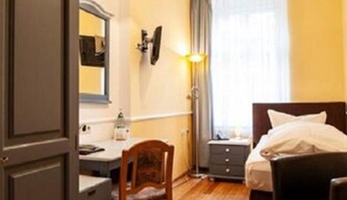 Standard Single Room