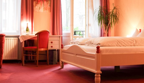Basic Triple Room