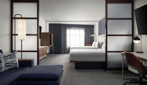 Room, Multiple Beds, Non Smoking (Mobility Accessible, Tub)