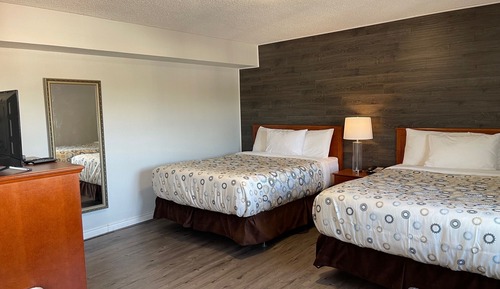 Standard Room, 2 Queen Beds, Non Smoking