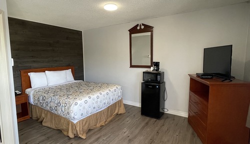 Standard Room, 1 Queen Bed, Non Smoking