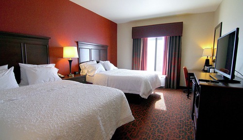 Room, 2 Queen Beds, Accessible, Non Smoking