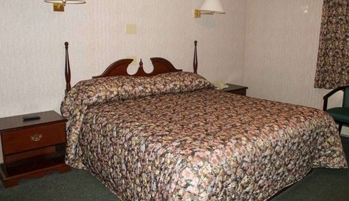 Two Queen Beds, Non-Smoking