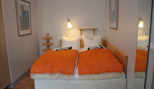 Standard Room, 1 Queen Bed