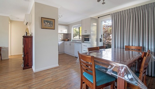 River Gum Cottage