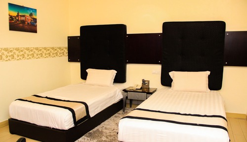 Superior Twin Room, No Windows